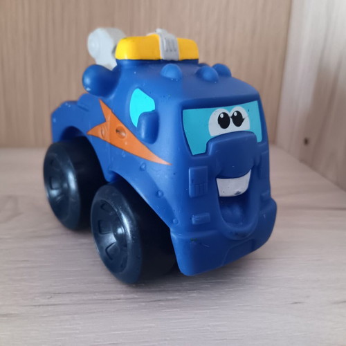 Lot 5 cars Hasbro Tonka