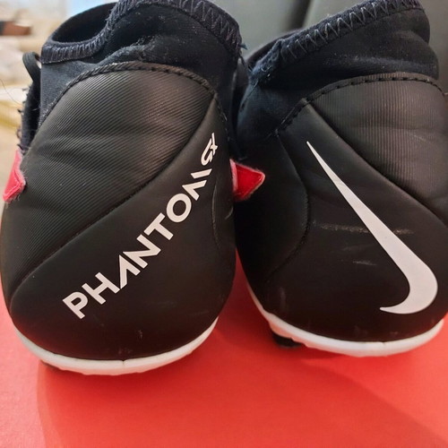 Nike Phantom GX CLUB football shoes like new, size 44