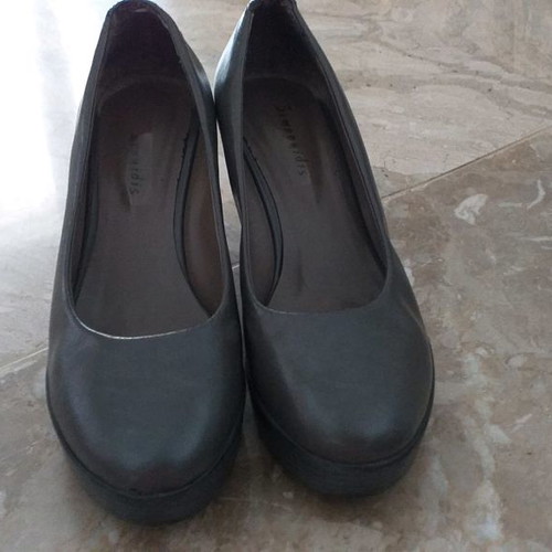 Shoes used, gray, size 38