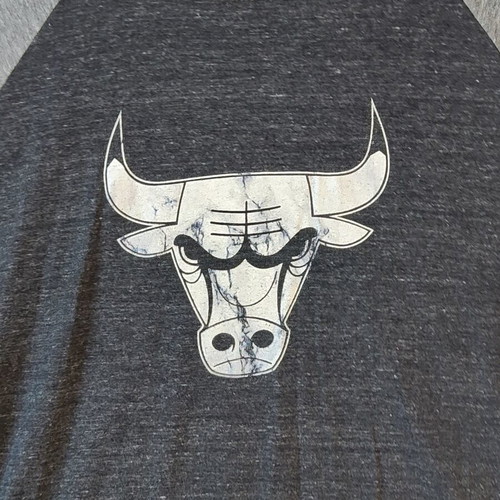 Fanatics Chicago Bulls T-shirt like new, size XL, NBA