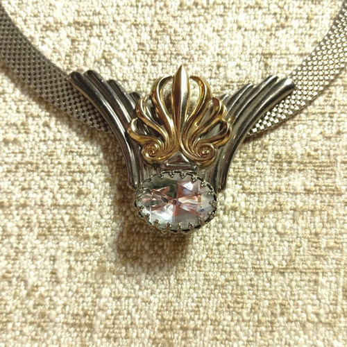 Faux Bijoux pendant necklace new, vintage style, grey