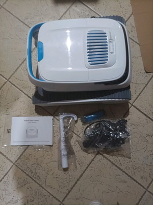Professional Pool Cleaning Robot Vacuum New