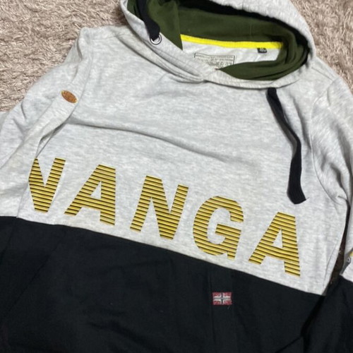 Nangaparbat sweatshirt size M like new, gray