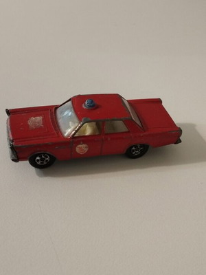 Vintage Lesney Matchbox Toy Car #59 used, red Ford Galaxie Fire Chief