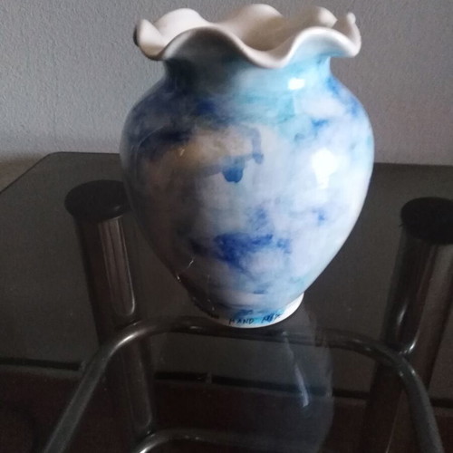 Ceramic vase used with Santorini painting