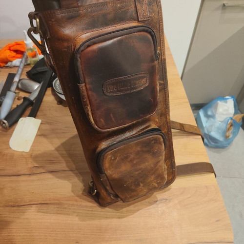 Knife bag with unique aesthetic
