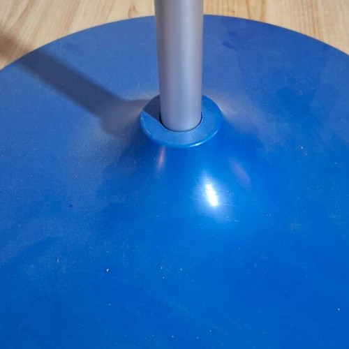 Display stand like new for hanging products