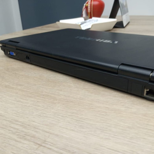 Toshiba dynabook laptop, like new, fully functional