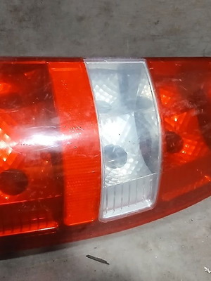 Fiat Palio Weekend δεξιά πίσω φανάρι μεταχειρισμένο