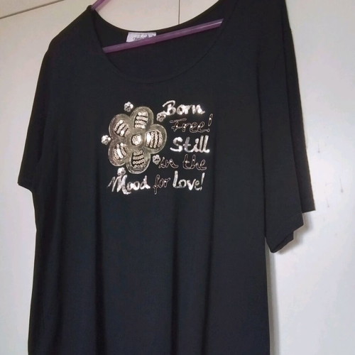 Derpouli short-sleeve black blouse like new with sequins, size 5