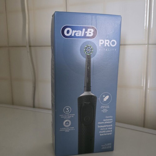 Oral B Pro Vitality electric toothbrush new