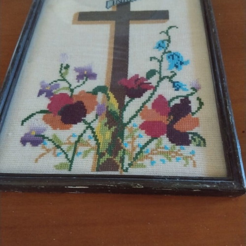 Embroidered cross framed artwork used 26×20 cm