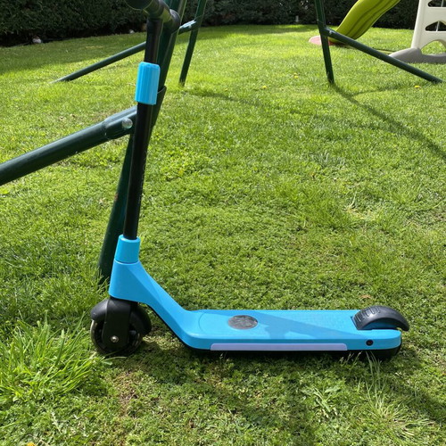 Electric children's scooter used with charger