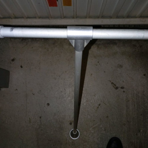 Wardrobe elevator like new