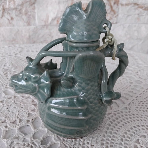 Korean Seladon Teapot with Dragon Design like new