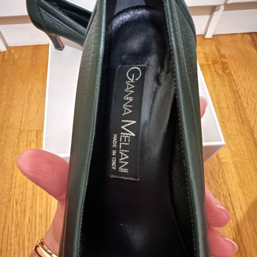 Gianna Meliani leather green pump with low heel used, size 37