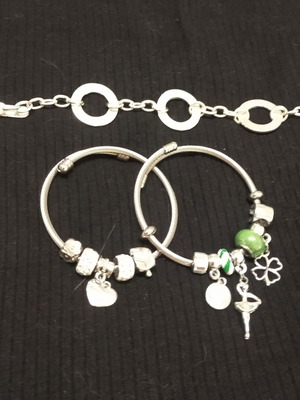 Bracelet set with charms used, silver color