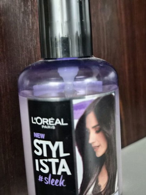 L'Oréal Paris Stylista Sleek Serum καινούργιο με μωβ βούρτσα μαλλιών