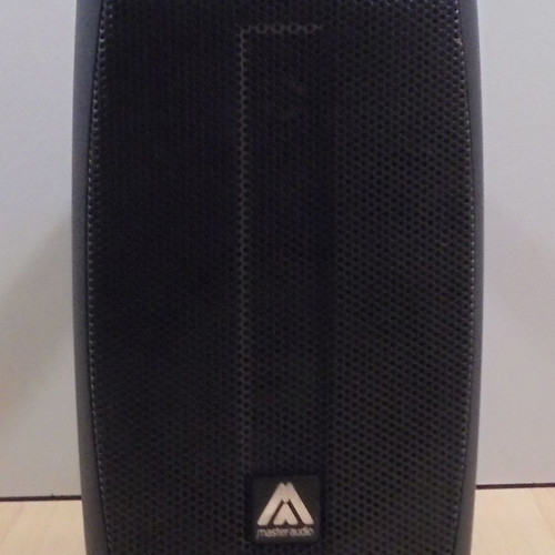 Professional audio equipment used, 12 Master Audio speakers, 3 amplifiers, mixer