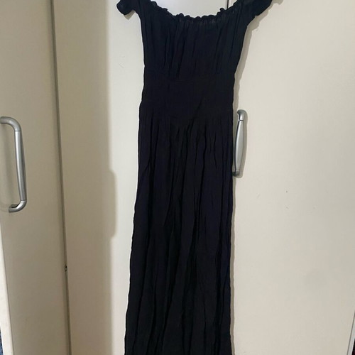 ASOS Black Off-the-Shoulder Maxi Dress like new, XS