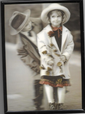 3D frame like new with two children 18x24cm