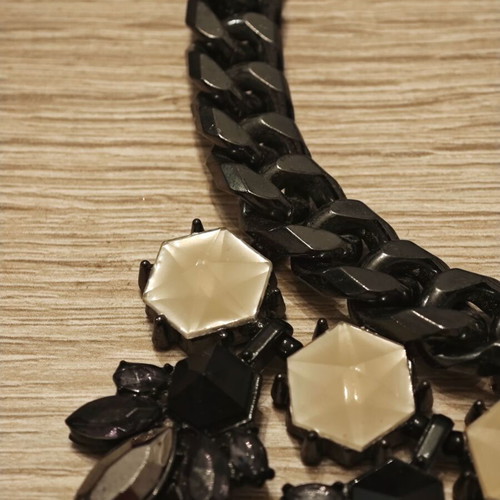 Chunky impressive anthracite necklace