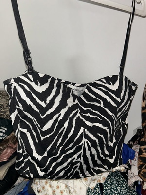 Zebra Print Top one size, like new, with chest padding