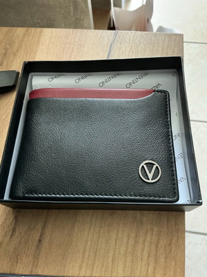 Mario Valentino leather wallet like new, black