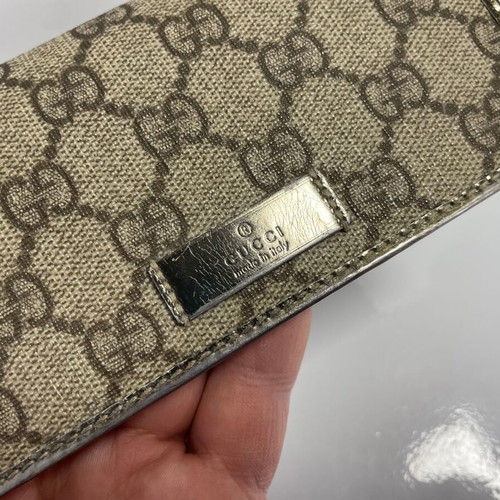 Gucci canvas wallet used, beige, 4 card slots, coin compartment