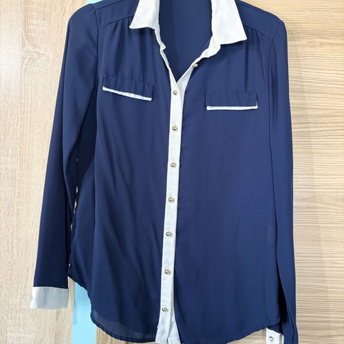 Blue shirt like new, one size