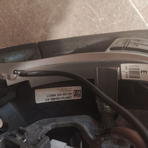 Steering wheel Toyota Yaris MK3 2013 used
