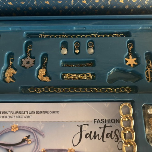 Make It Real Disney Frozen II Crystal Dreams jewelry bracelet set