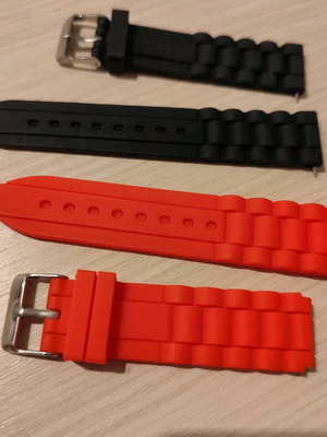 Set of 2 watch straps 2 cm wide silicone or rubber like new