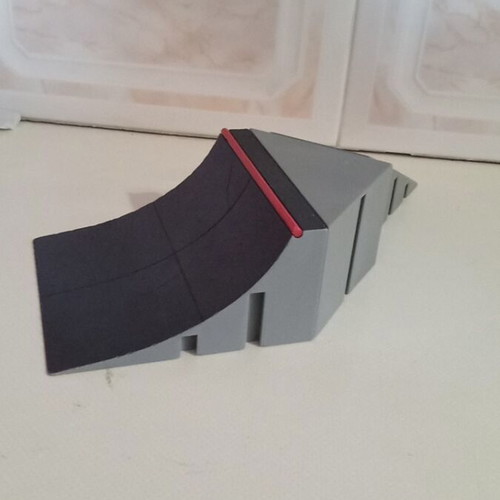 Fingerboards set of 9 with Tech Deck ramp like new