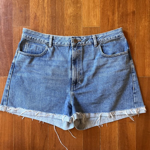 Asos denim shorts like new, fits UK16/EU44