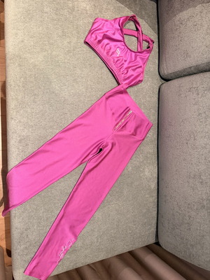 Begatti sports set like new, size Medium, pink