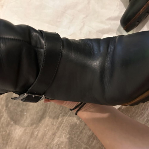 Ugg Australia leather ankle boots size 35 like new, warm lining