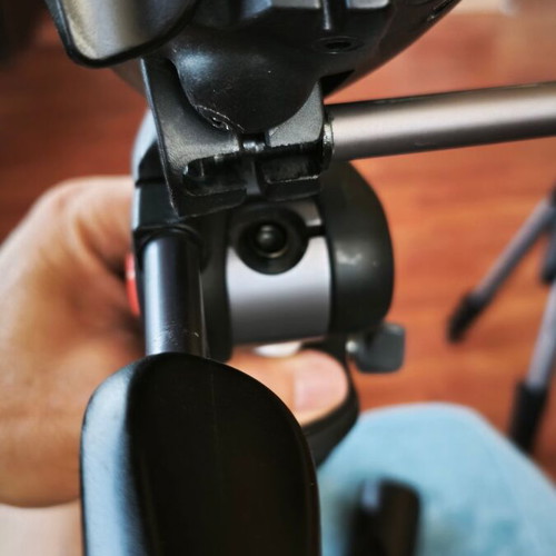 Manfrotto photographic tripod like new, max height 165 cm