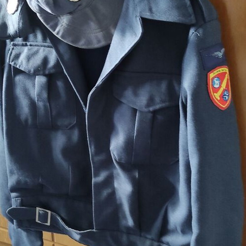 Air Force Uniform 1985 like new, collectible