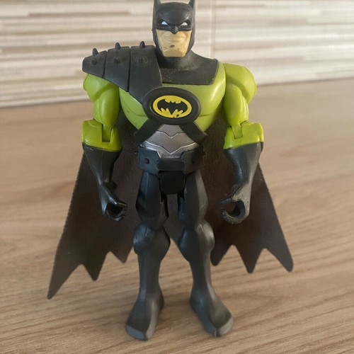 Batman miniature figure used with damages