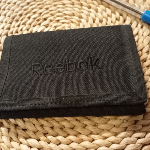 Reebok wallet new with many pockets black