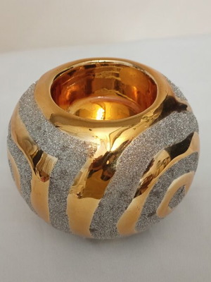 Candlestick holder