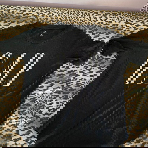 Mπλούζα Gap