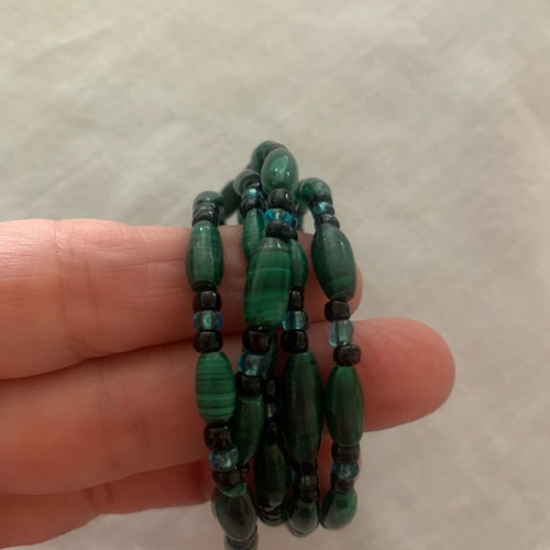 Bracelet with green malachite stones like new