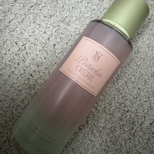 Victoria’s Secret Pistachio Crème Body Mist 250ml new