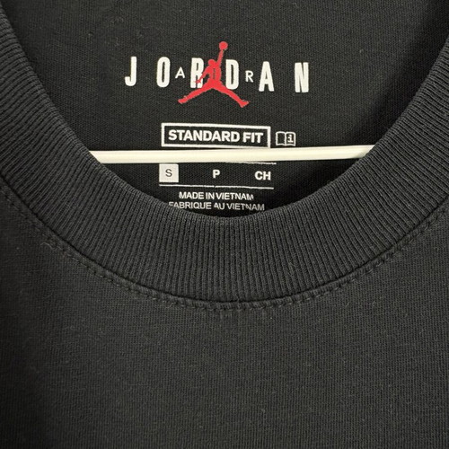 Jordan T-shirt size S like new, black