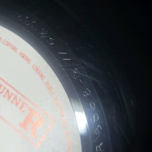 Slayer Show No Mercy vinyl like new with extra song Aggressive Perfector