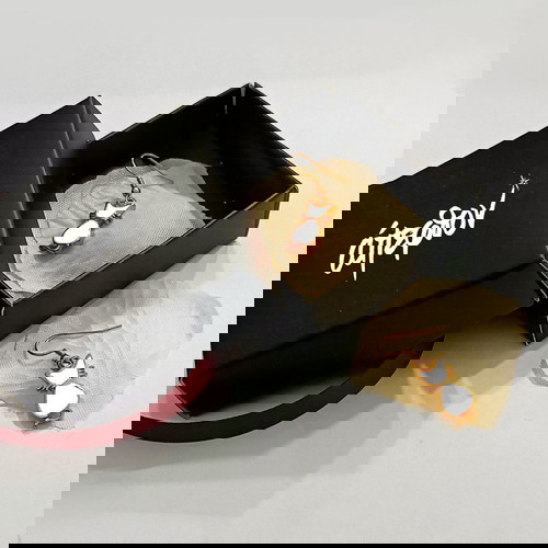 Χειροποίητα σκουλαρίκια γάτα άσπρη καινούργια με σμαλτοχρώματα