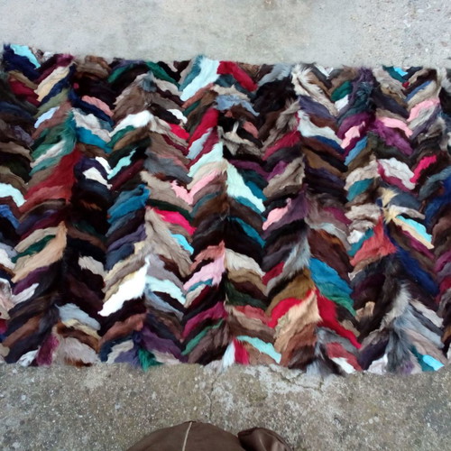 Fur rug new multicolored made of fox legs