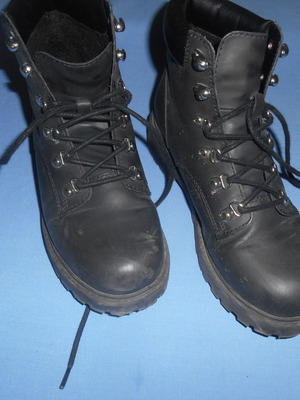Women's boots used, size 37, black